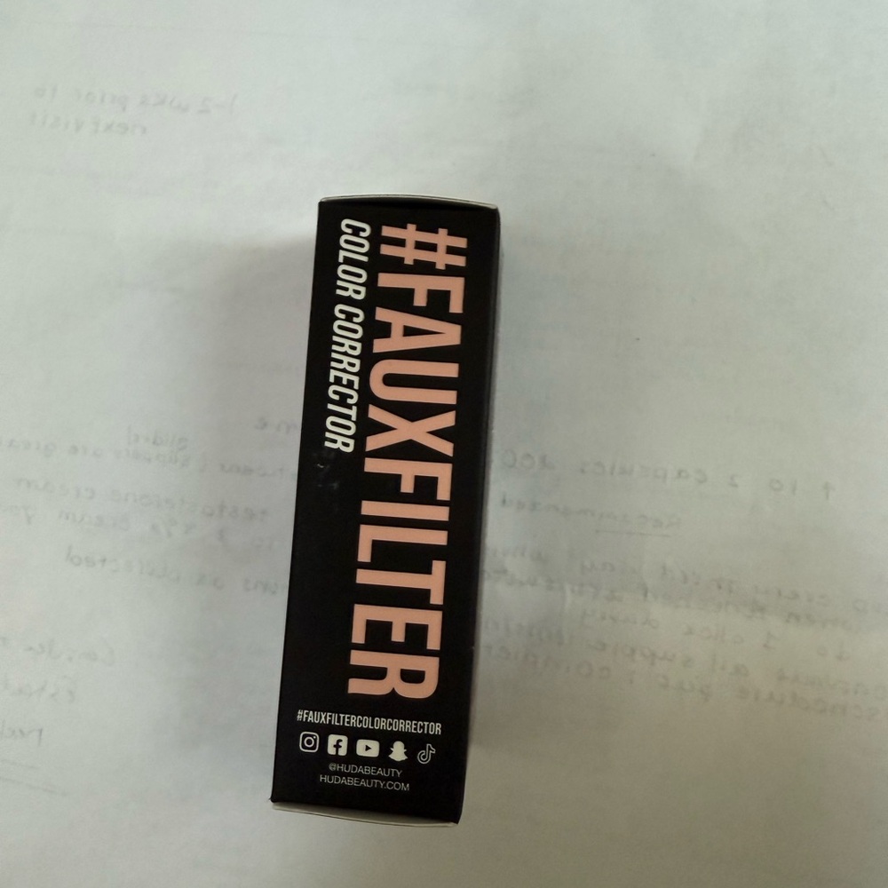 HUDA BEAUTY Faux Filter Color Corrector in Cherry Blossom.